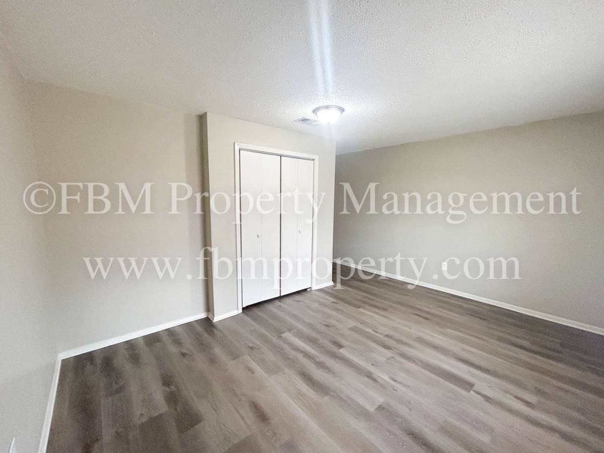 101 W Latimer St #A - Photo 7 of 16