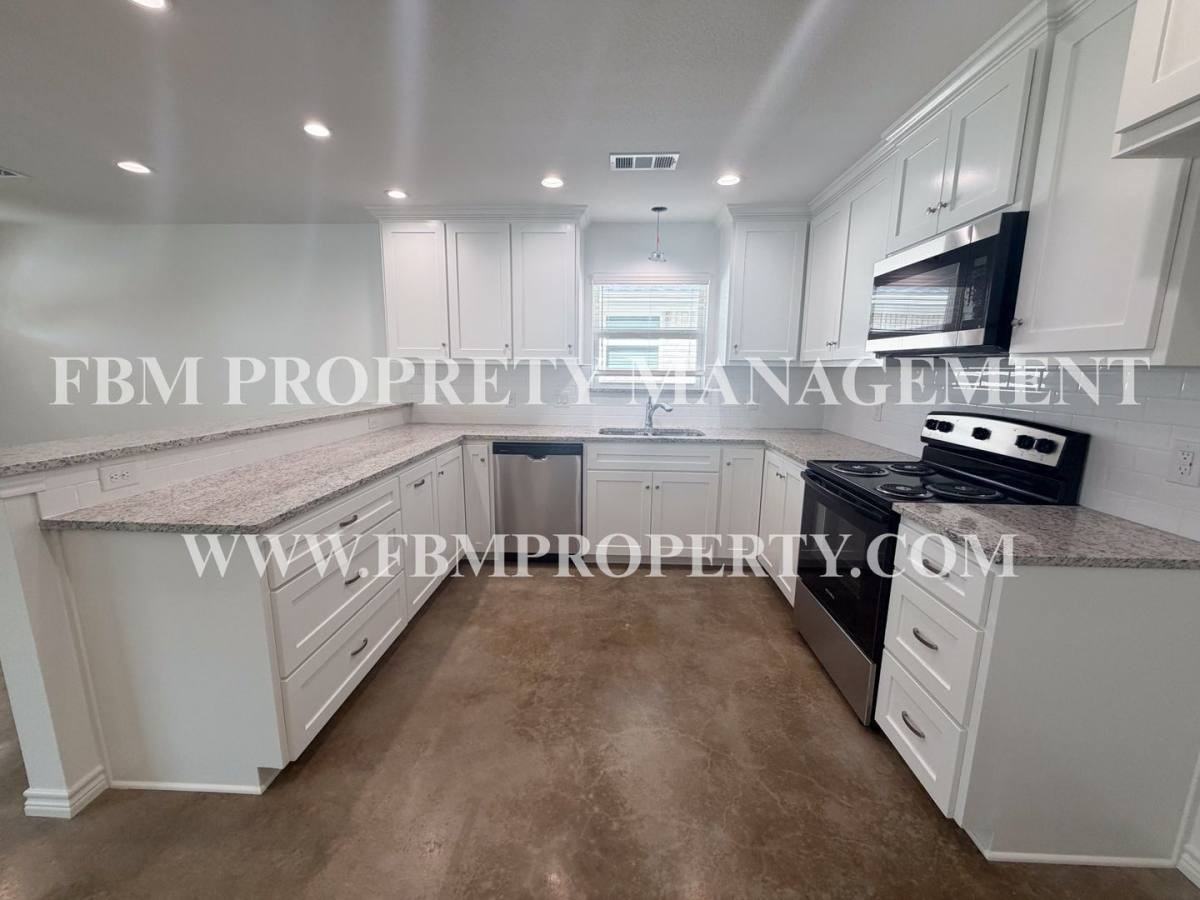 110 W Camden St #108 - Photo 7 of 19