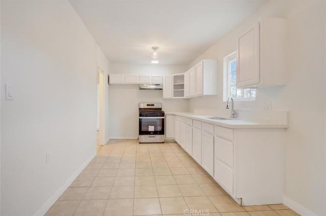243 Mulvihill Ave - Photo 4 of 13