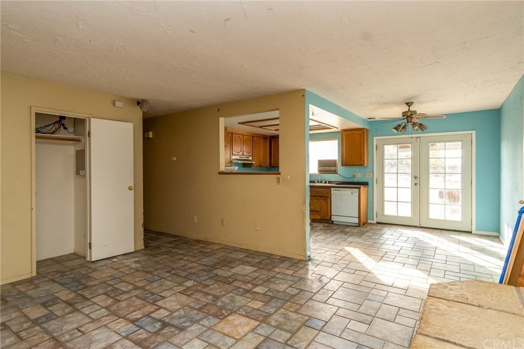 21098 Nandina St - Photo 4 of 13