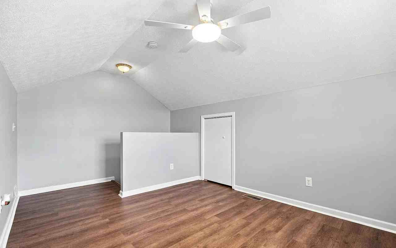 540 Beaverview Dr - Photo 6 of 12