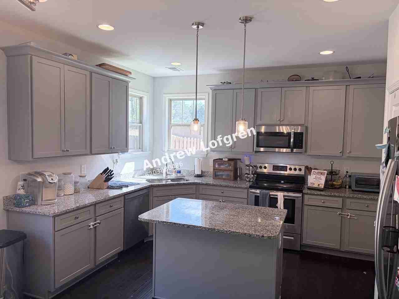 555 Forden Dr #555 - Photo 4 of 17