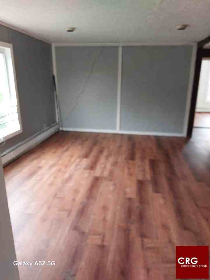 31 Dell Ave #2