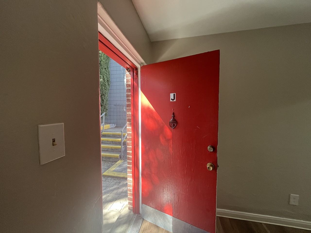 1617 Gold Ave Se - Photo 2 of 14