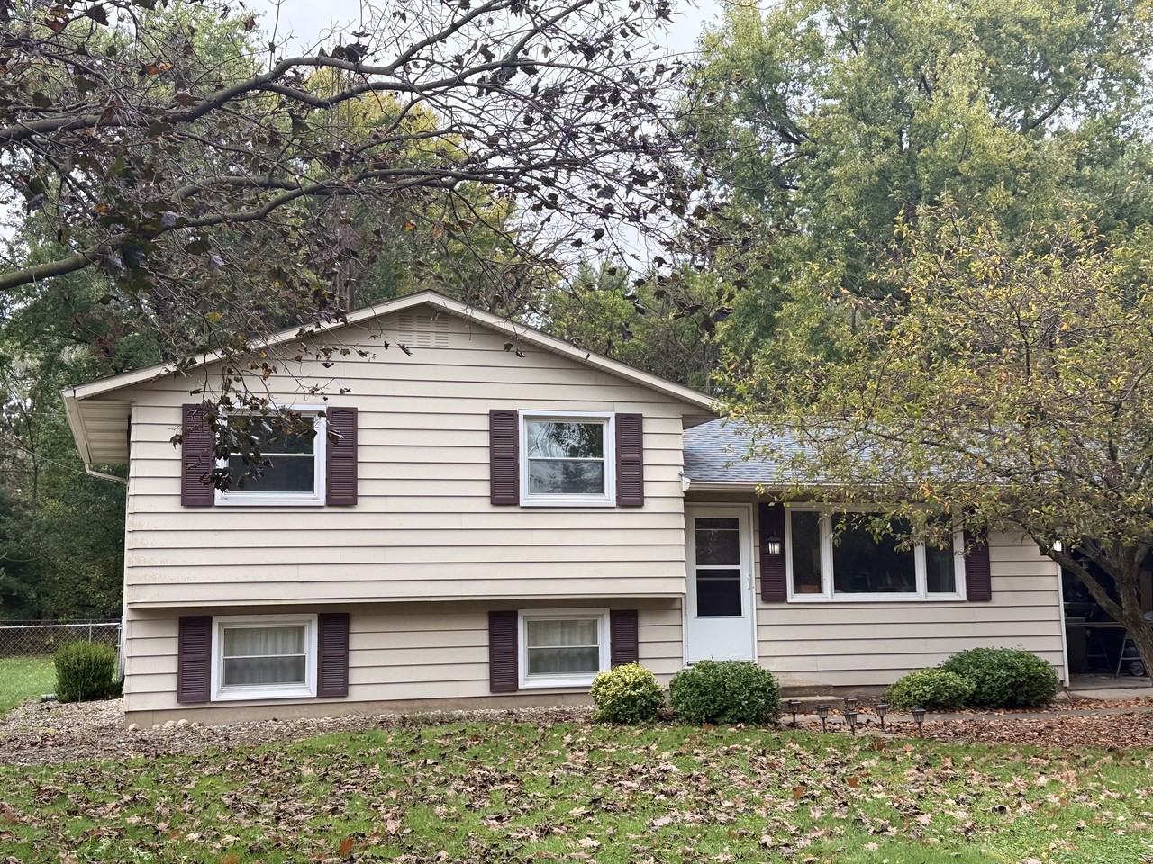 24425 Rolling Oak Dr - Photo 5 of 12