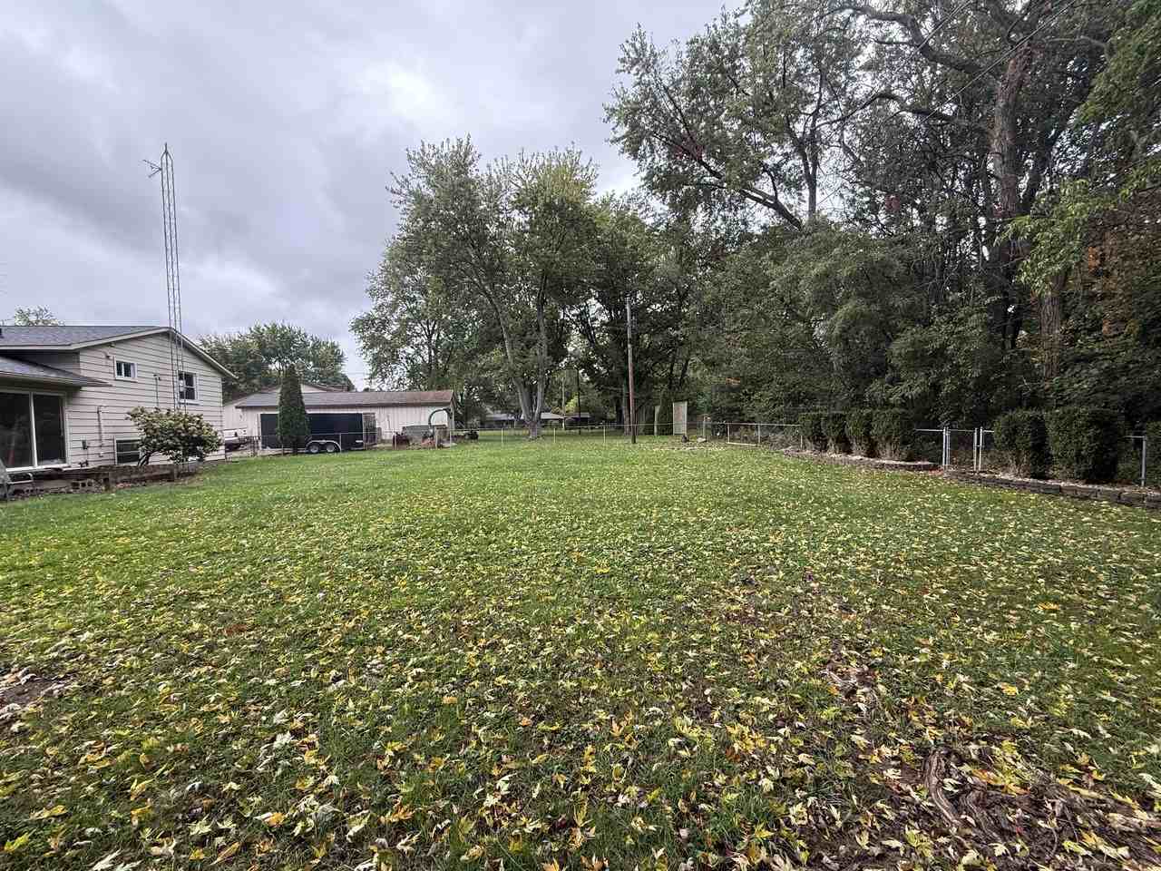 24425 Rolling Oak Dr - Photo 7 of 12