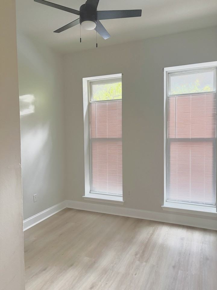 2125 Mcculloh St #1 - Photo 2 of 6