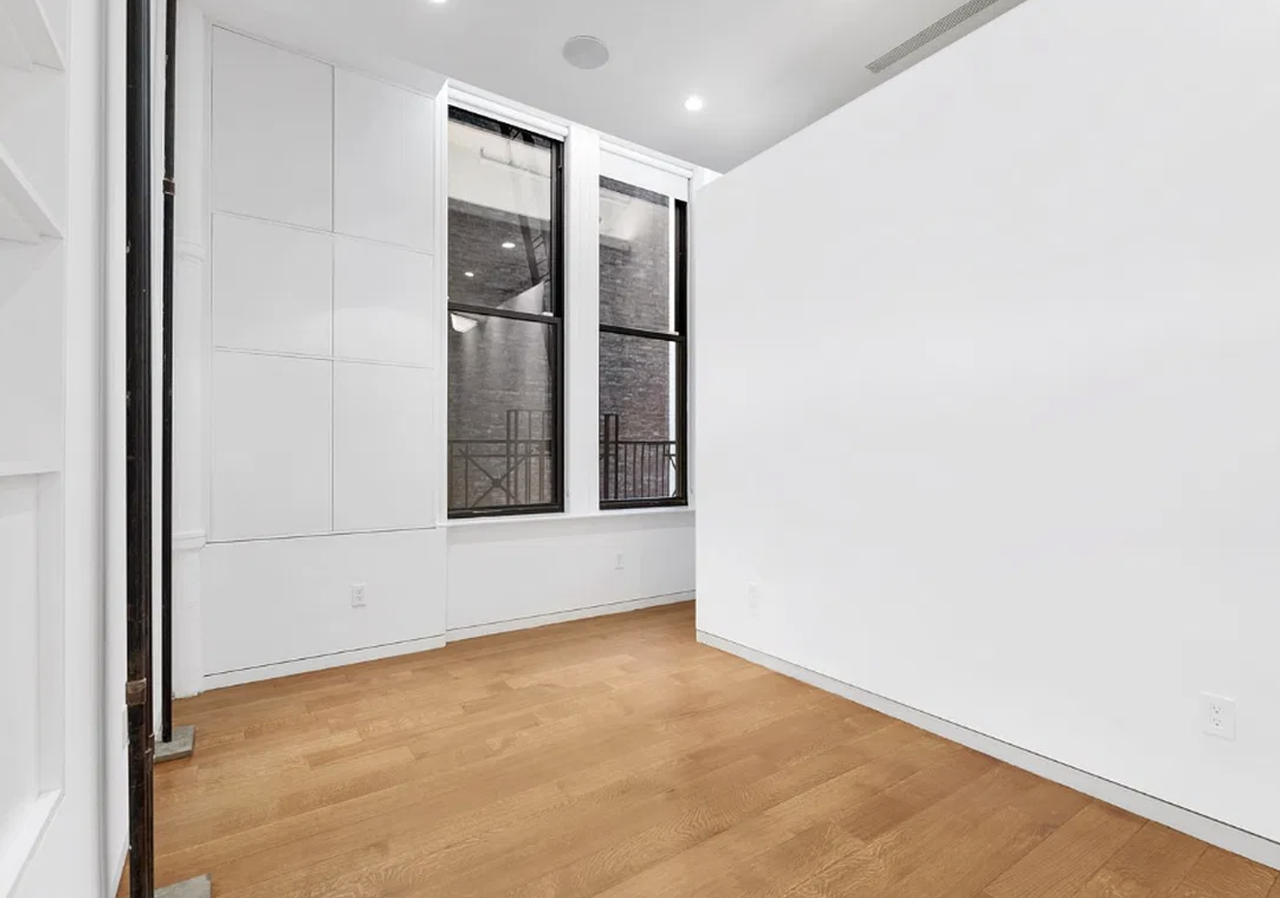 567 Broome St #4 - Photo 7 of 10
