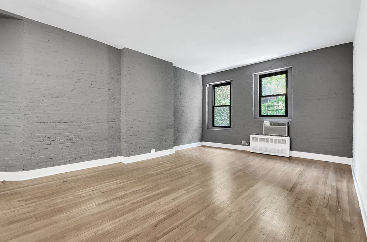 380 E 71st St #3 - Photo 4 of 5