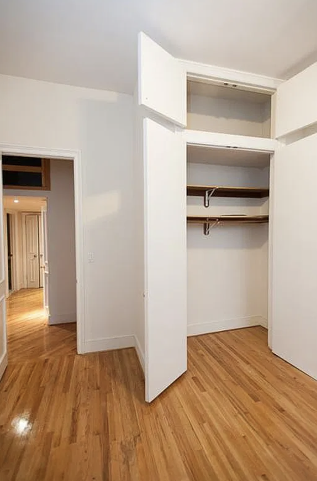 153 W 16th St #7T - Photo 4 of 6