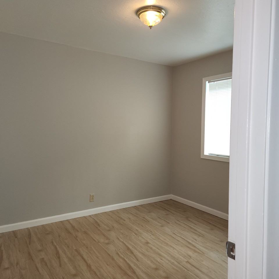 3424 12th Ave #NA - Photo 7 of 23