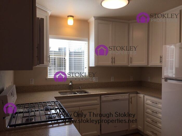 1234 Carmel Ct - Photo 7 of 23