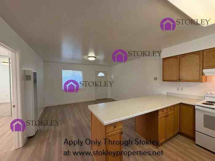 17 Ellis Ct #B - Photo 4 of 19