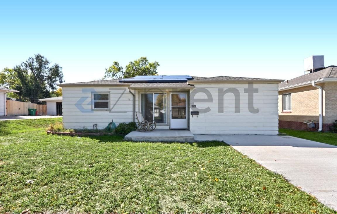 4745 S Logan St - Photo 4 of 26