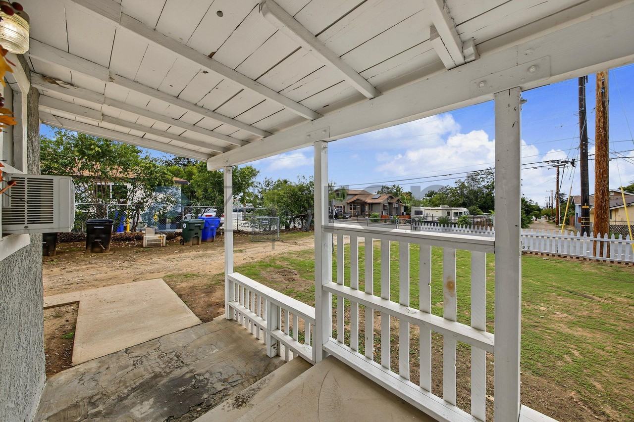 12187 Bryant St - Photo 7 of 25