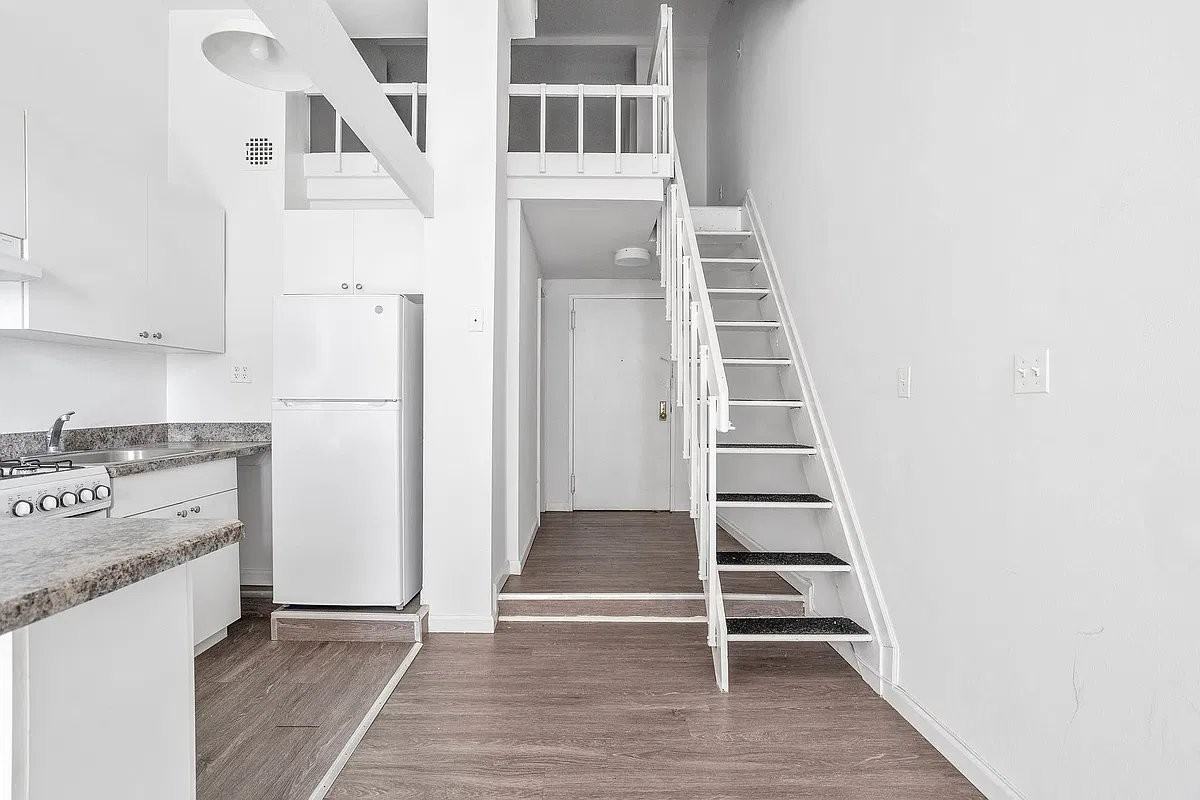 Fulton St #118 - Photo 5 of 5