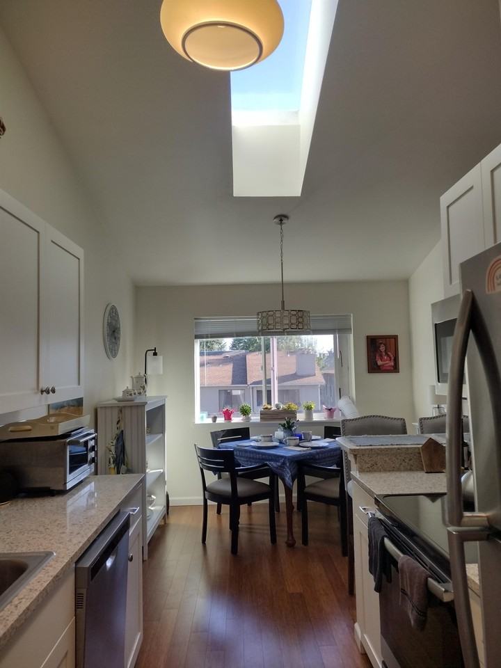 Beachwood in Kirkland - Photo 3 of 29