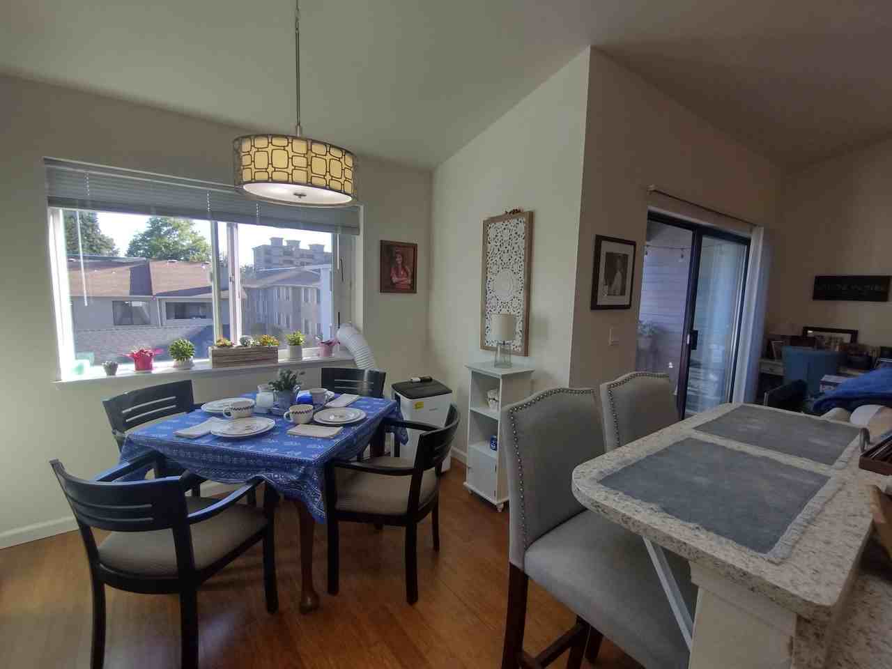 Beachwood in Kirkland - Photo 4 of 29
