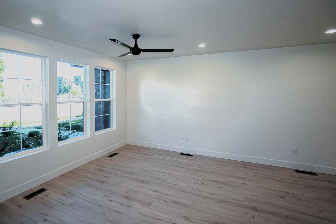 1333 N Webb Way #1 - Photo 4 of 26