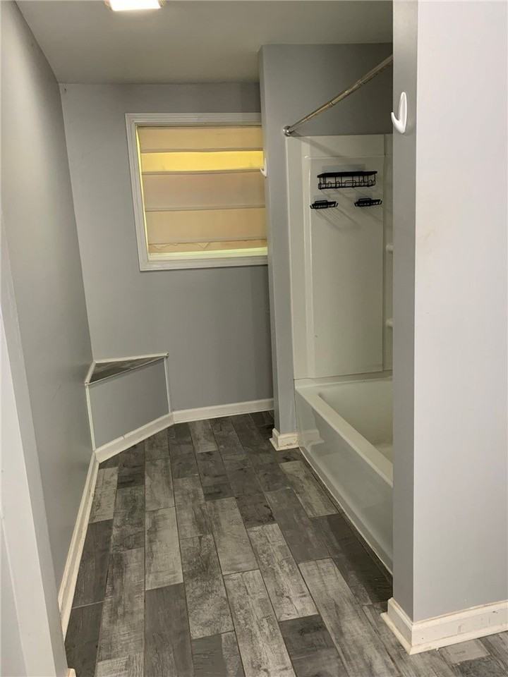 82 S #1 Avenue - Photo 5 of 19