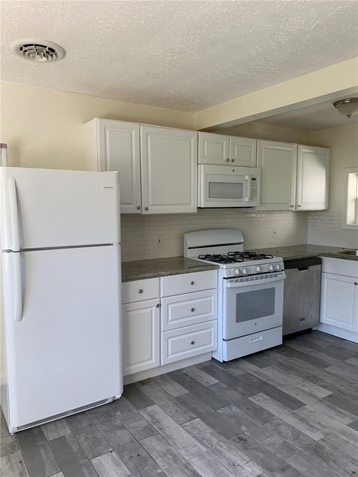 82 S #2 Avenue - Photo 2 of 17
