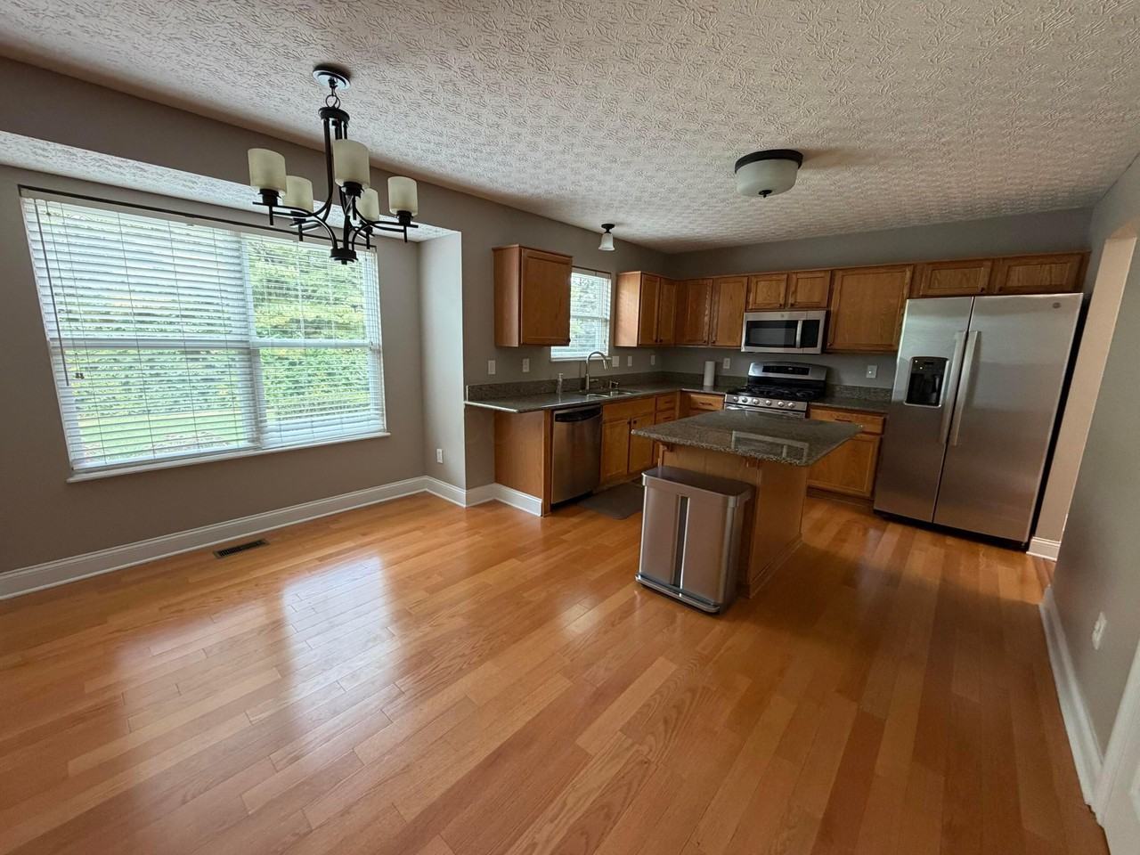 6202 Kendall Ridge Blvd - Photo 6 of 15