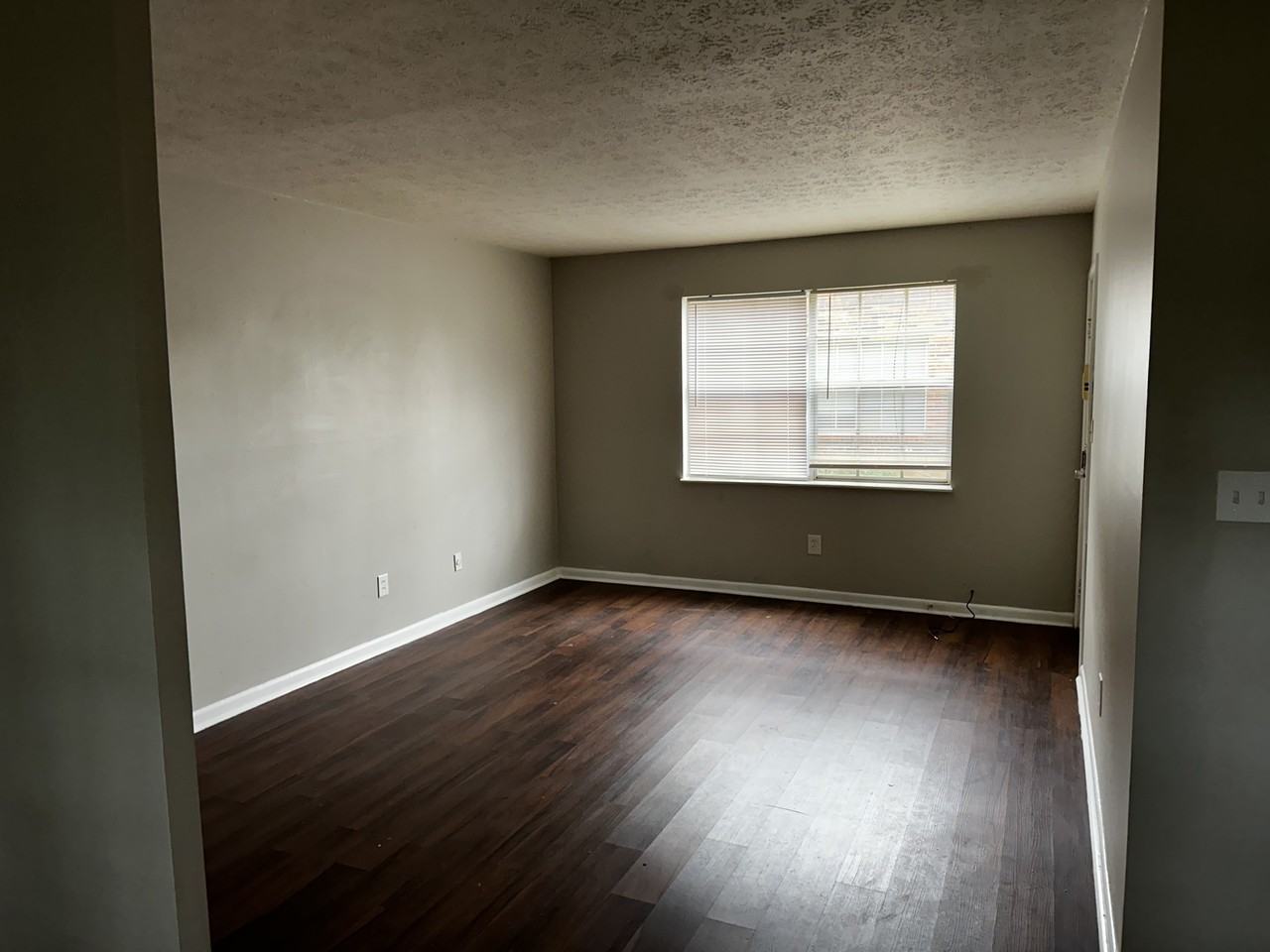 12511 E Orell Rd #3