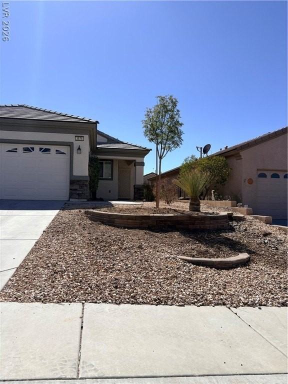 2575 Sargon St - Photo 2 of 12