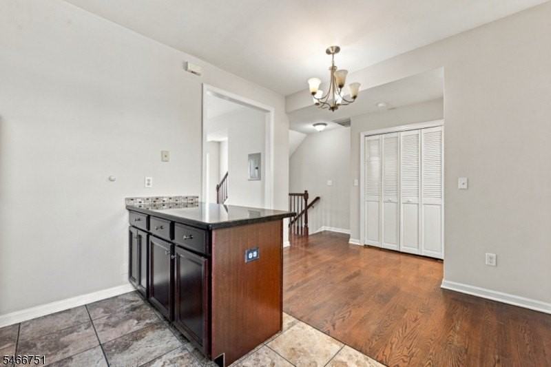 112 Bruen St - Photo 7 of 19