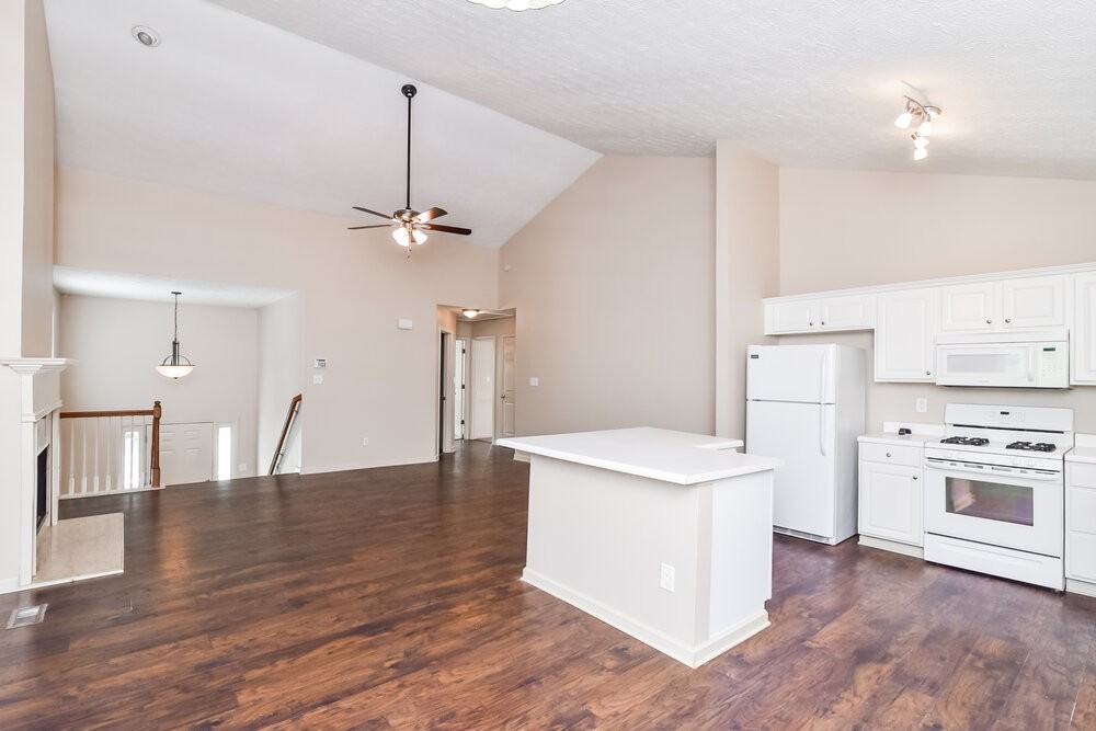 5270 Gable Ridge Way - Photo 6 of 17