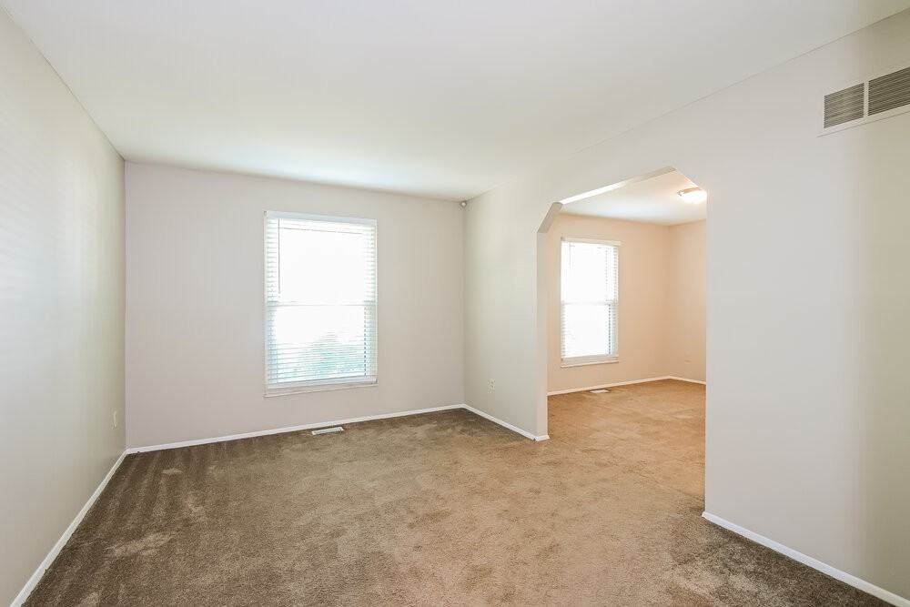 5 Shining Rock Dr - Photo 6 of 17