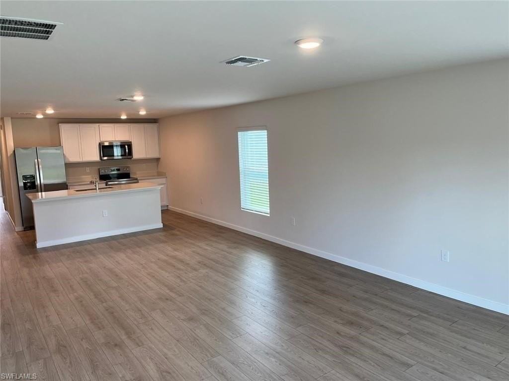 8040 Cedar Key Way - Photo 5 of 8