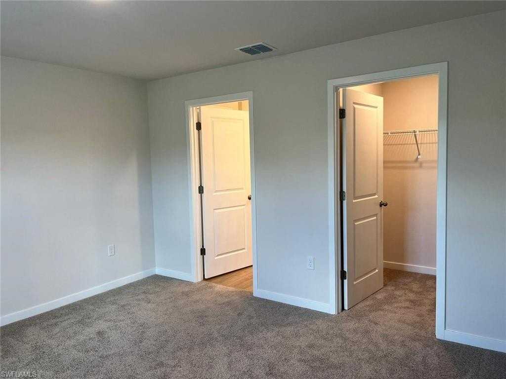 8040 Cedar Key Way - Photo 6 of 8