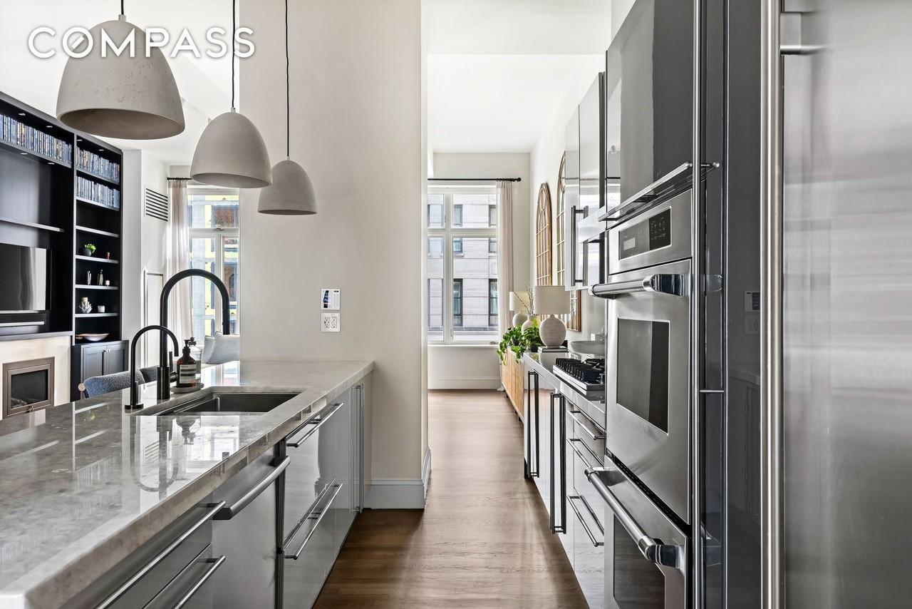 129 Lafayette St #4C - Photo 6 of 18