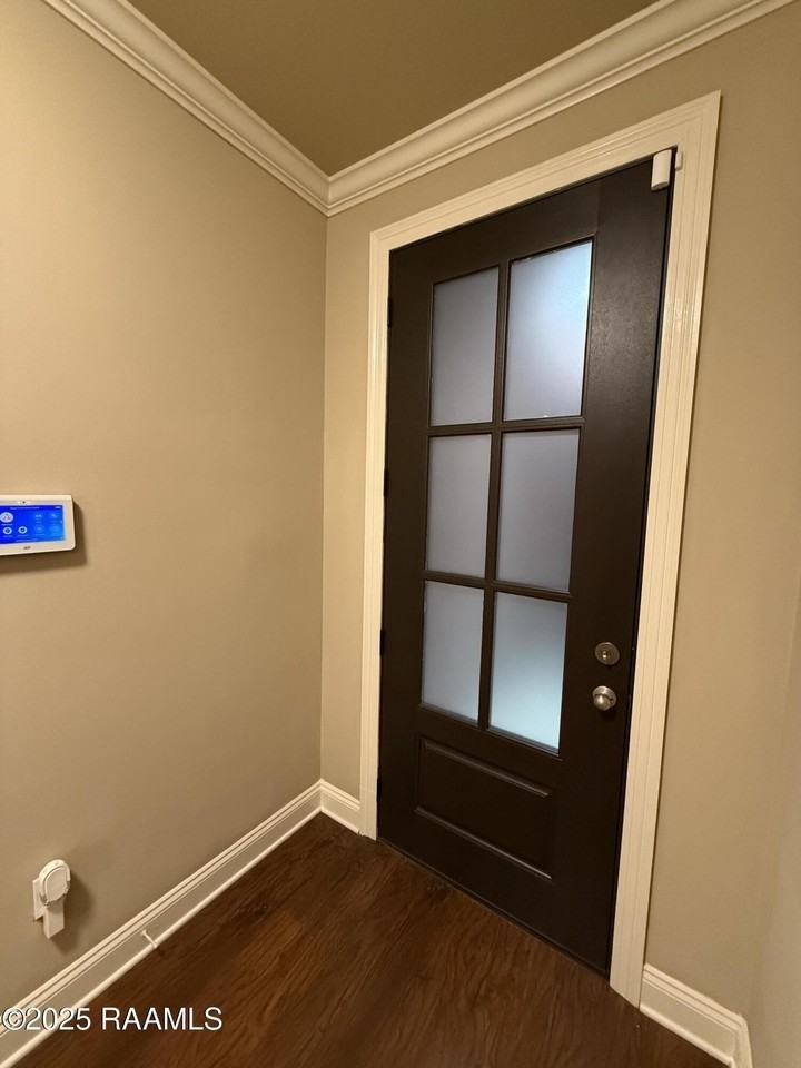 101 Spanish Moss Ln - Photo 5 of 50