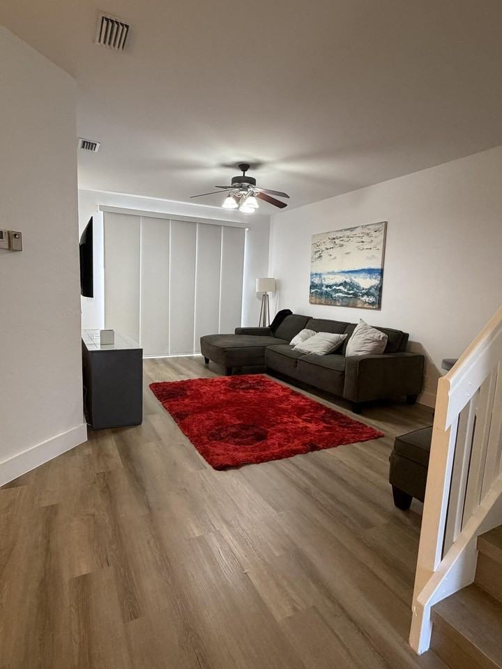 6770 Via Regina - Photo 5 of 23