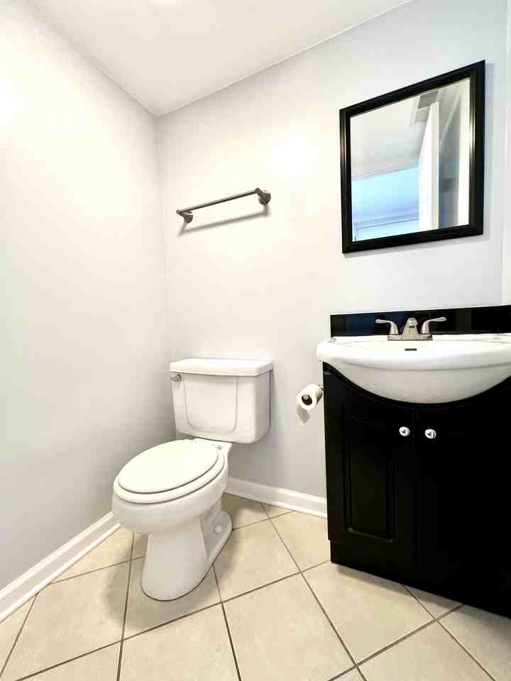640 Gray Court - Photo 6 of 18