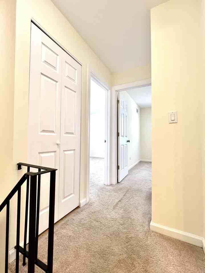 640 Gray Court - Photo 7 of 18