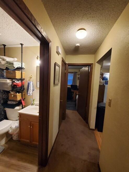 402 2nd St N #2 - Photo 2 of 9