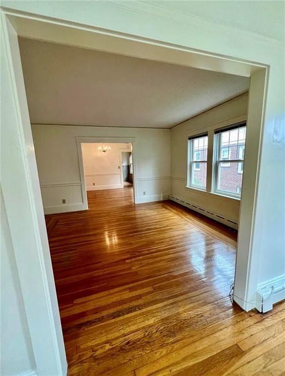 146 Lancaster St - Photo 5 of 24