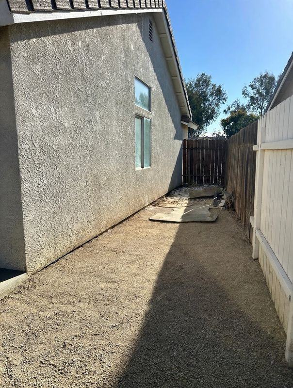 4716 Kaytlain Ave - Photo 6 of 47