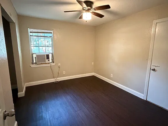 2023 Murray St - Photo 5 of 7