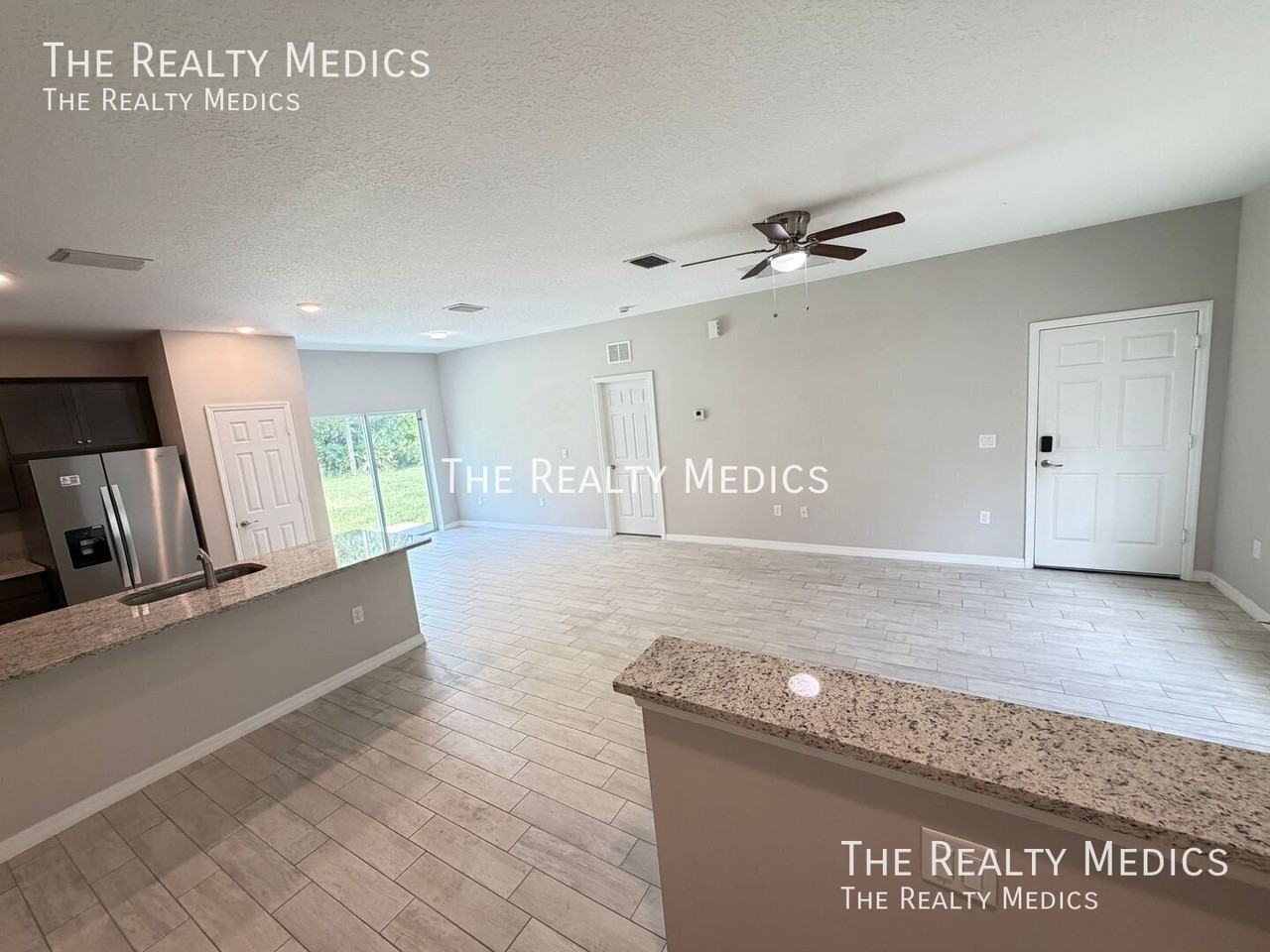 370 San Remo Rd Sw - Photo 4 of 20