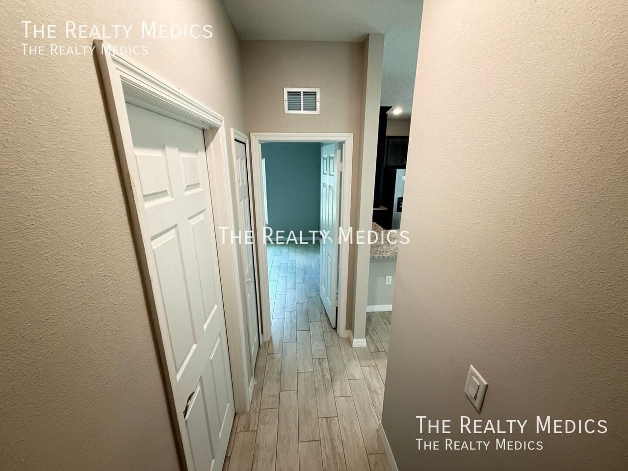 370 San Remo Rd Sw - Photo 6 of 20