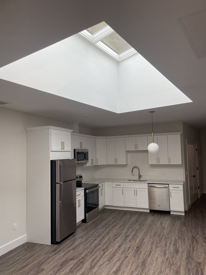 175 E Main St #NA - Photo 5 of 6