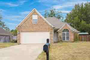 featured image of 105 Clay Hill Dr
