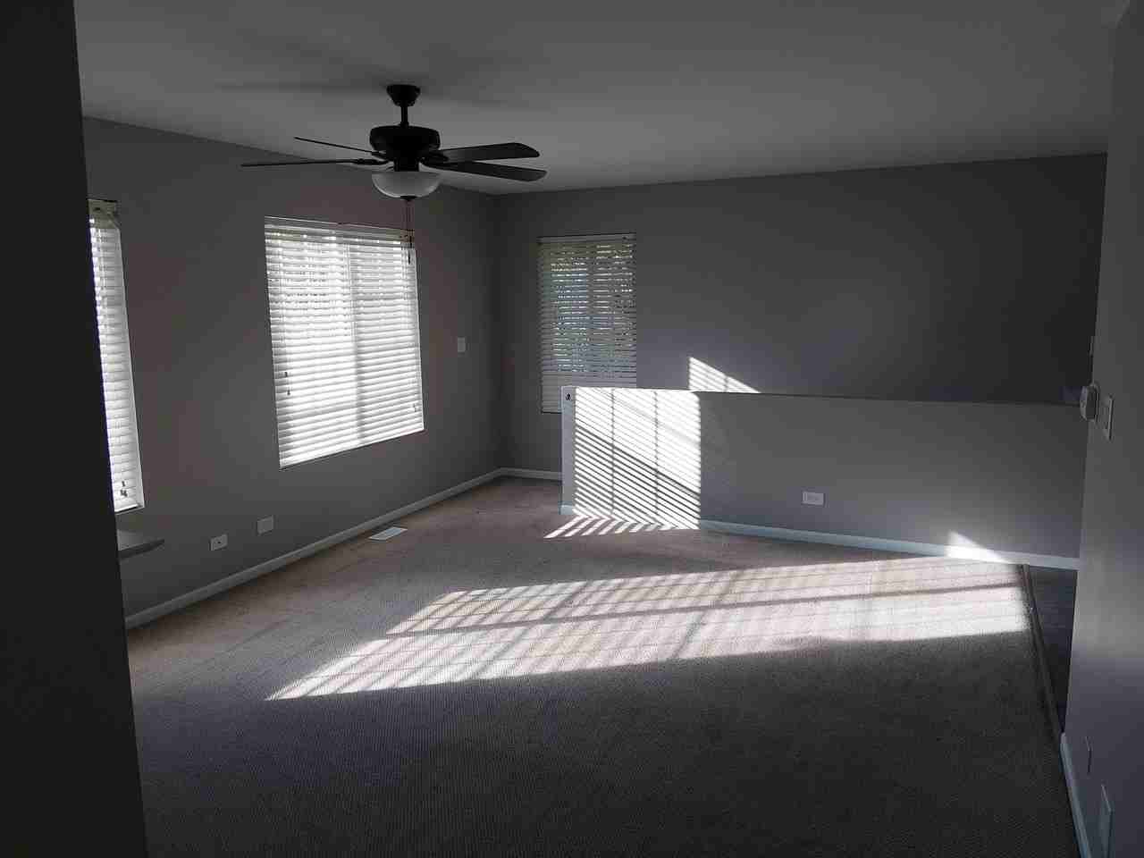 1276 Sandhurst Ln #3 - Photo 7 of 12