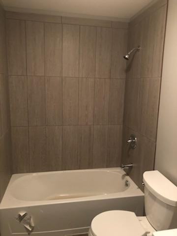 412 Henderson St - Photo 7 of 14