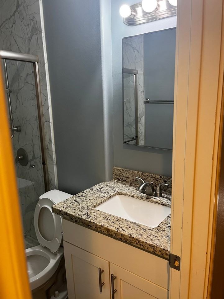 10610 Leitrim Way - Photo 7 of 19