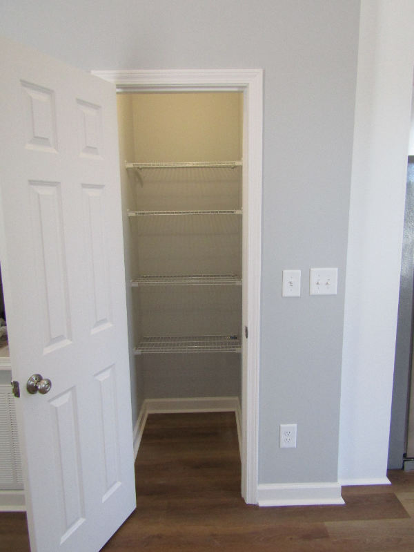 1617 3rd Ave - Photo 6 of 15